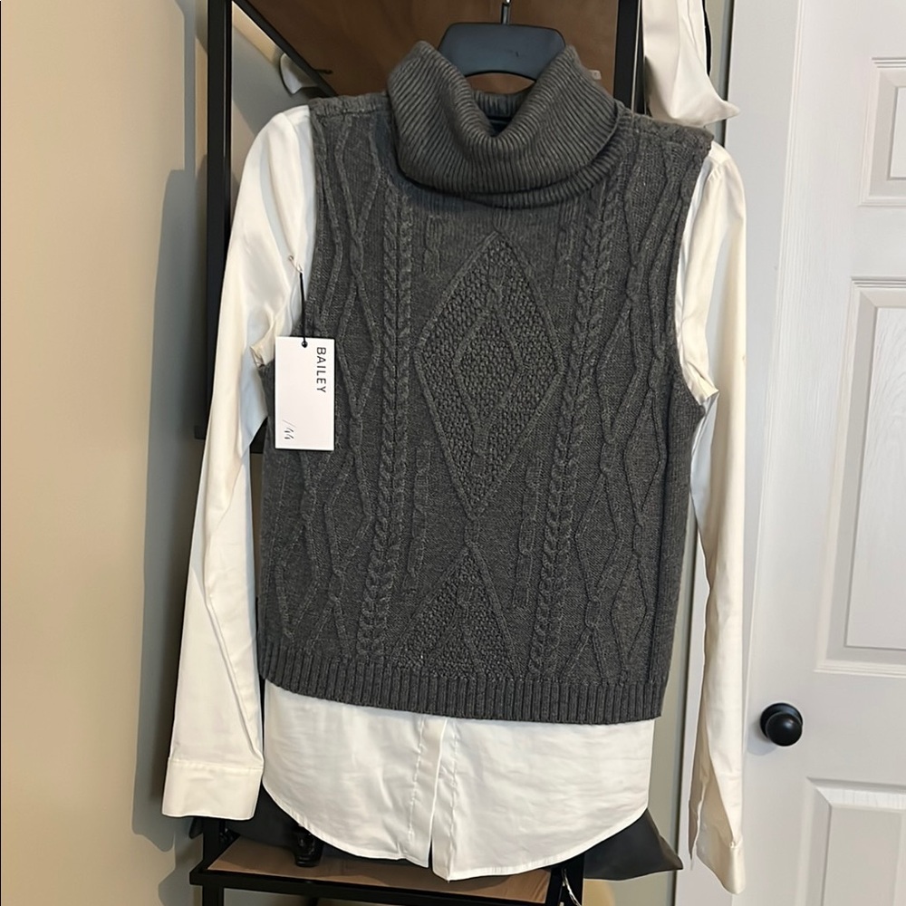 Bailey 44 Gray Cowl Turtleneck Sweater/Blouse